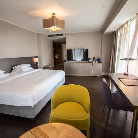 Ξενοδοχείο Radisson Blu Ottomare 5*