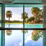 Radisson Blu Ottomare מלון