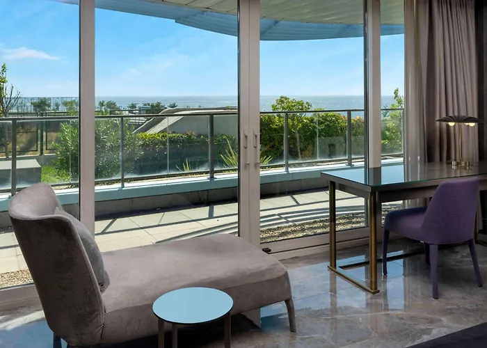 Radisson Blu Ottomare Отель