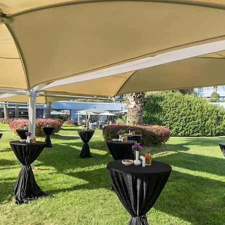 Radisson Blu Ottomare מלון 5*